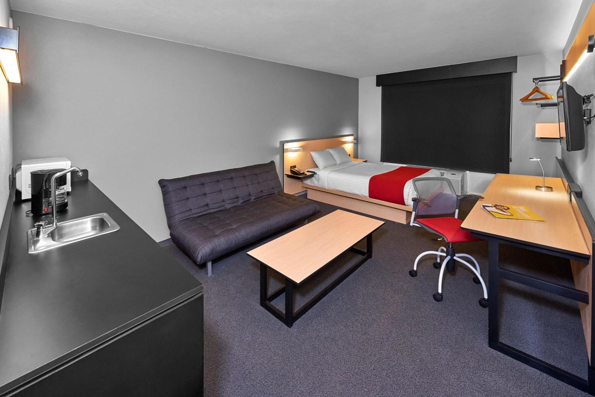 ซิตี้ เอ็กซ์เพรส โตลูกา Hotel โทลุกา ภายนอก รูปภาพ